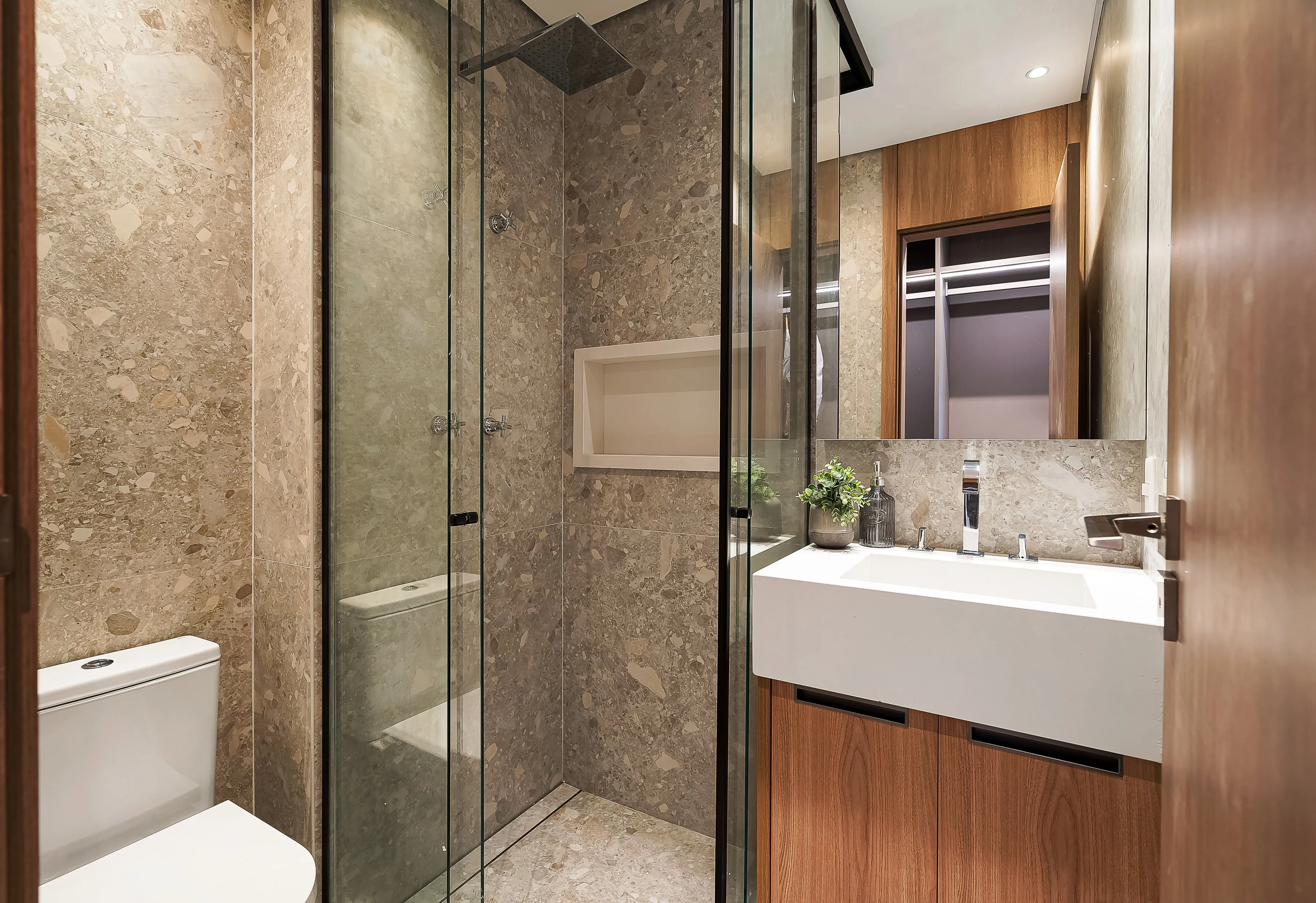 Apartamento à venda com 201m², 3 quartos com vaga - 18