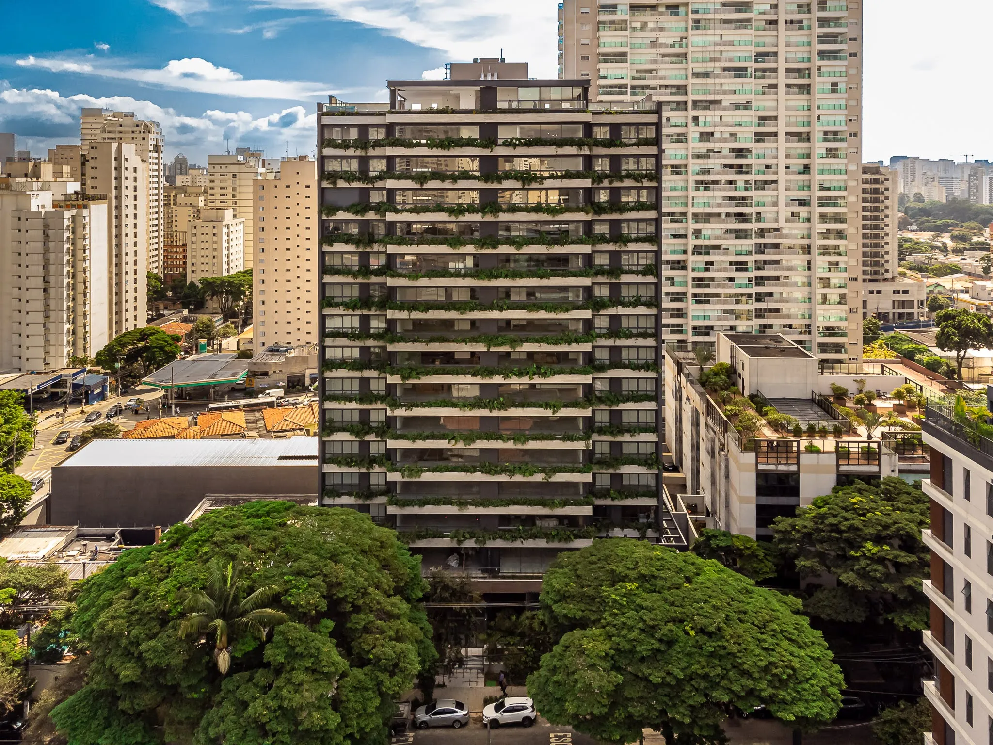 Apartamento à venda com 201m², 3 quartos com vaga - 23