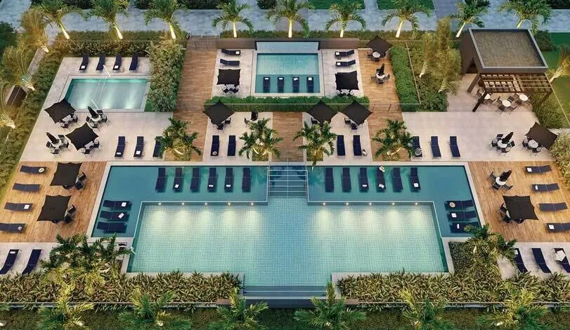 Unique Green Emerald - 31