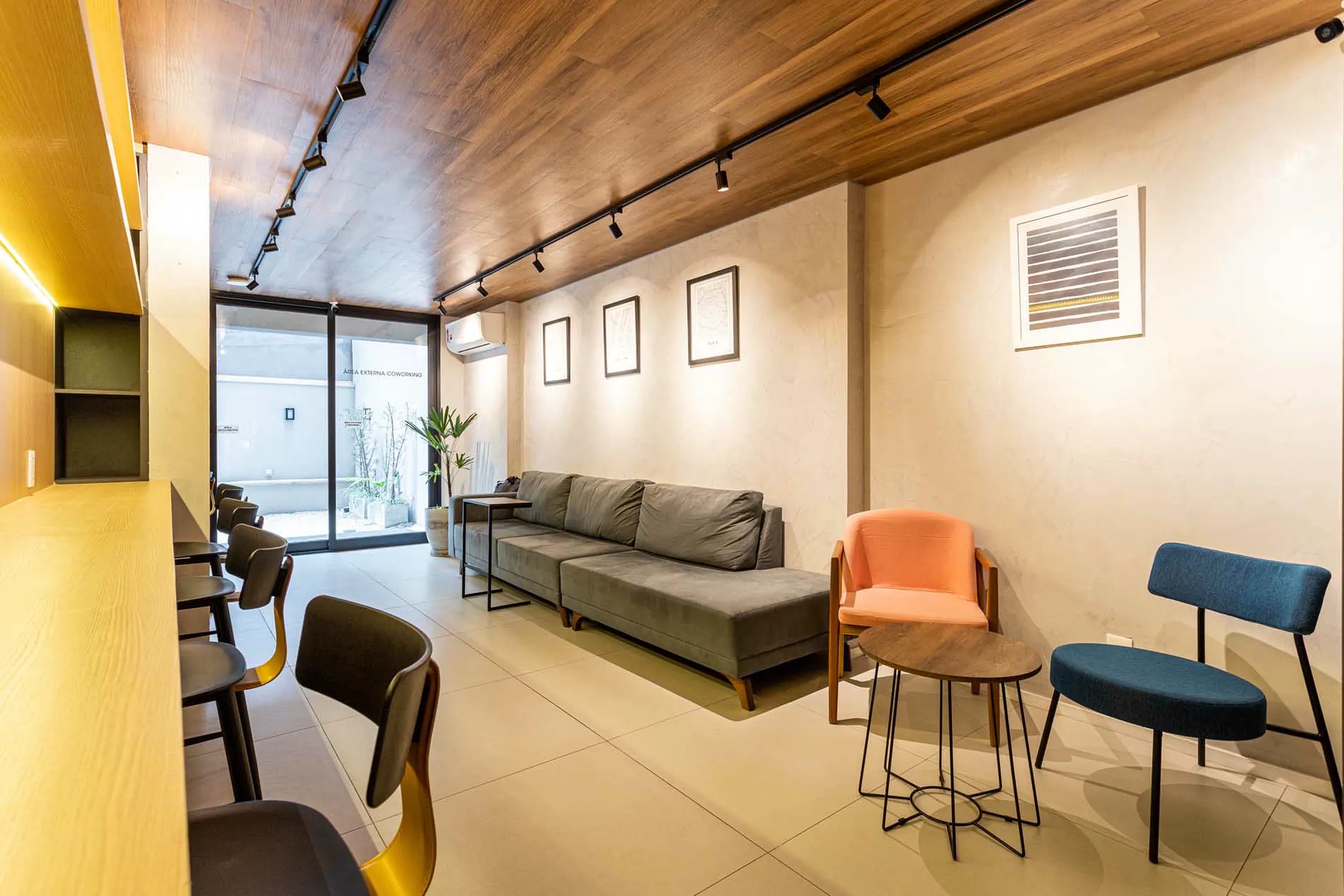 Apartamento à venda com 63m², 1 quarto com vaga - 25