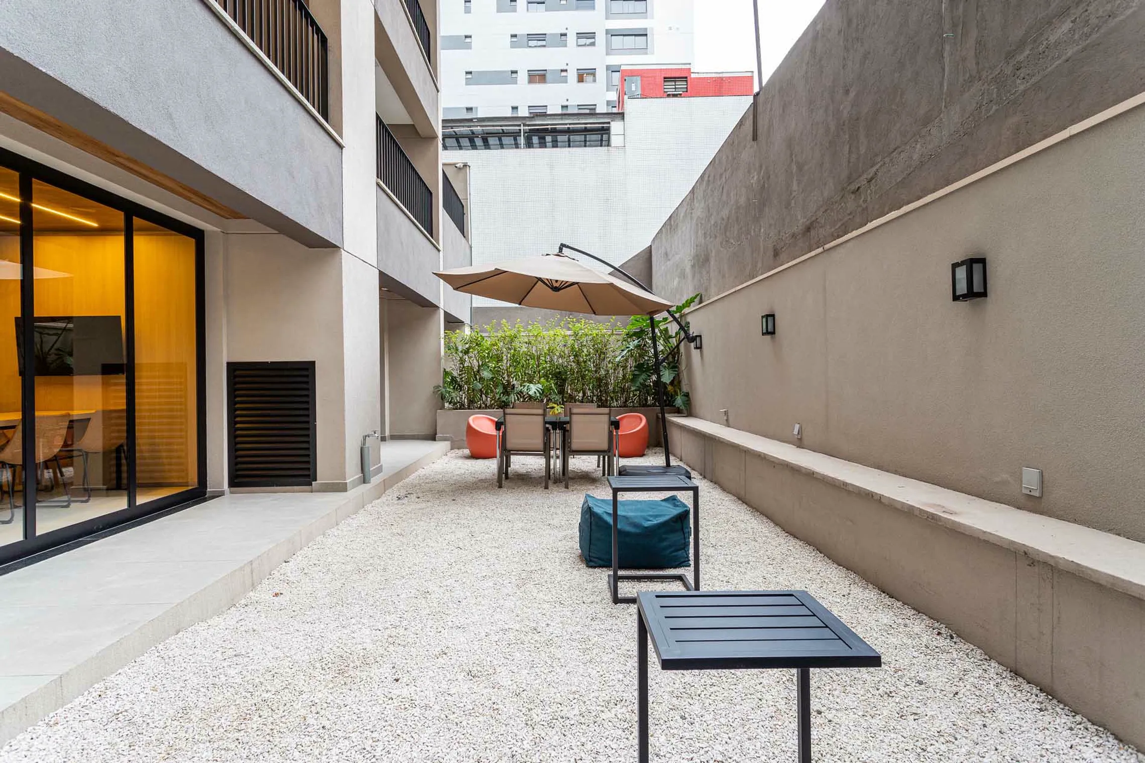 Apartamento à venda com 63m², 1 quarto com vaga - 26