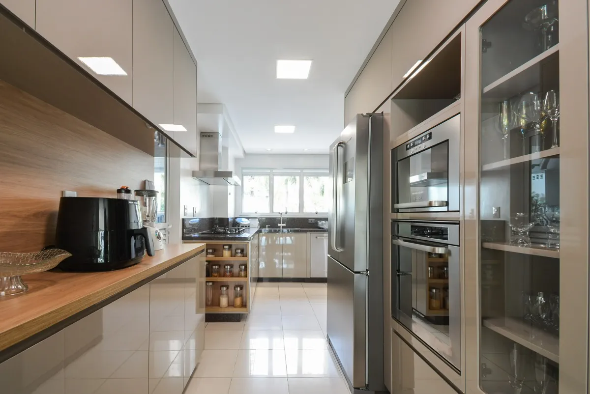 Apartamento à venda com 200m², 4 quartos com vaga - 18
