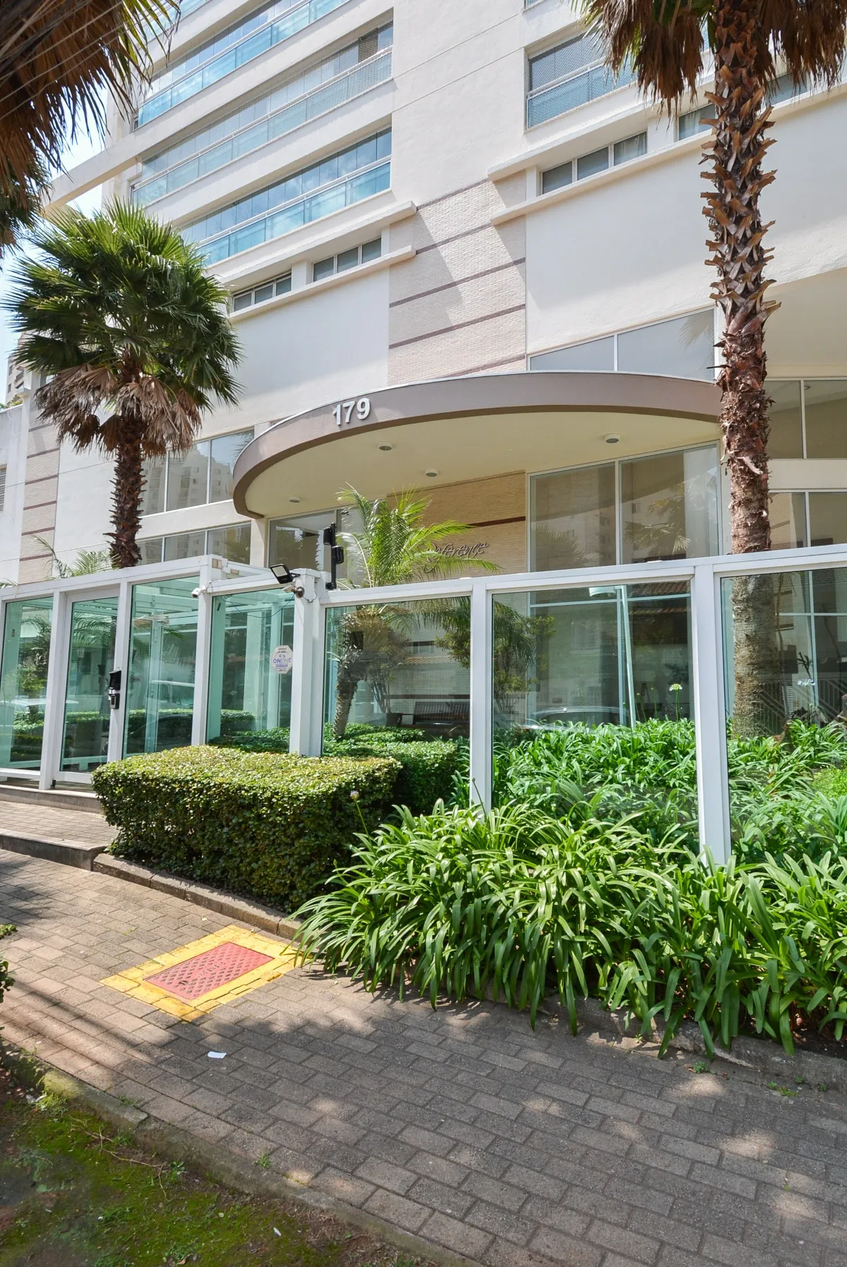 Apartamento à venda com 200m², 4 quartos com vaga - 90