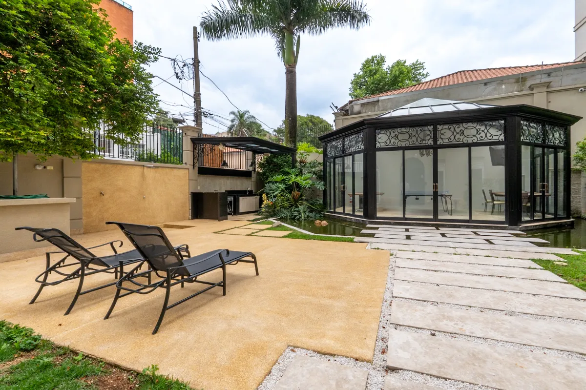 Maison de Orleans - 44