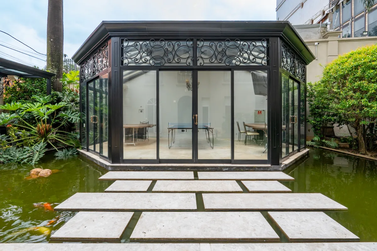 Maison de Orleans - 46