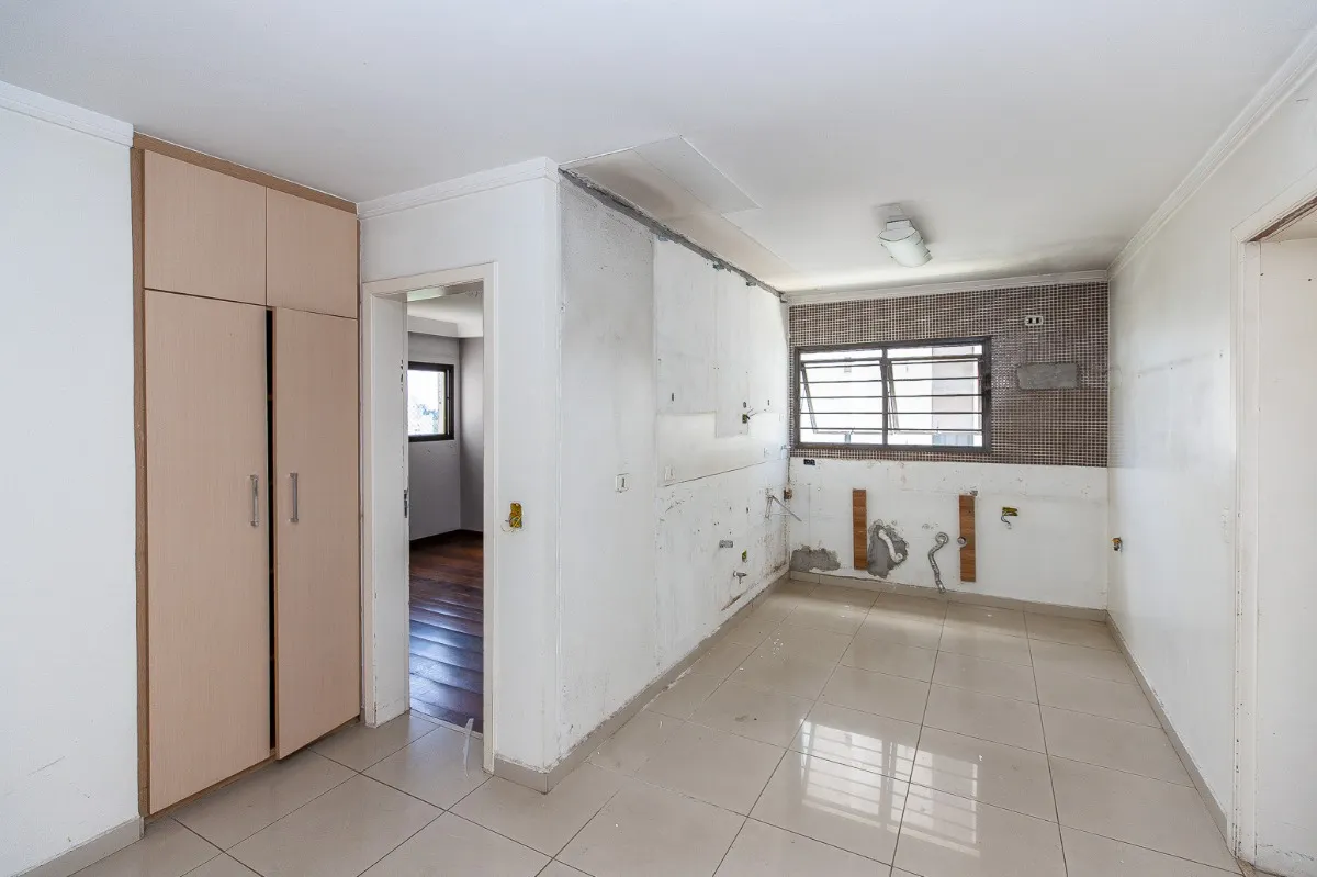 Apartamento à venda com 175m², 3 quartos com vaga - 1