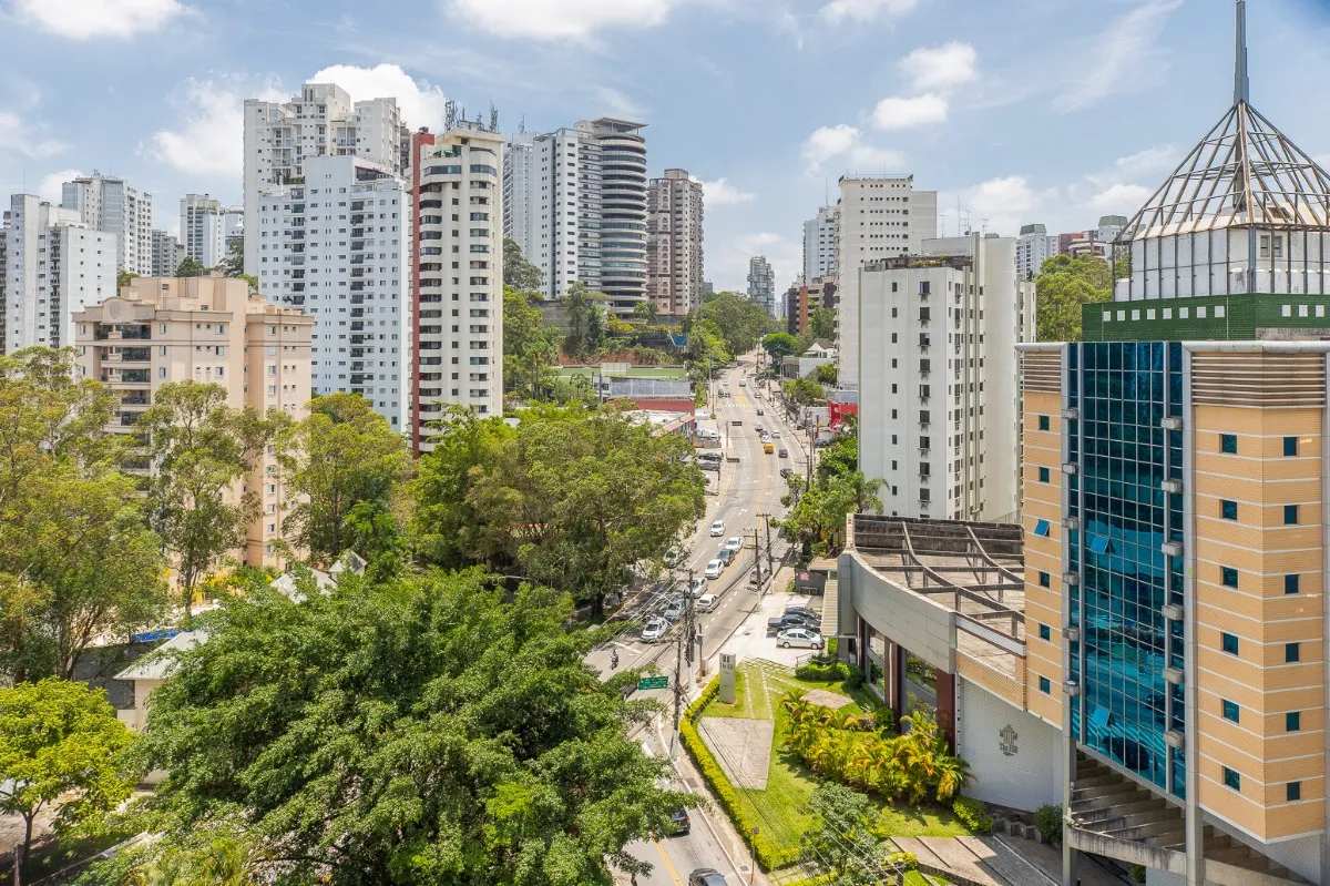 Apartamento à venda com 175m², 3 quartos com vaga - 12