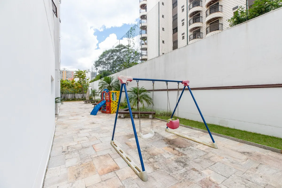Apartamento à venda com 175m², 3 quartos com vaga - 18