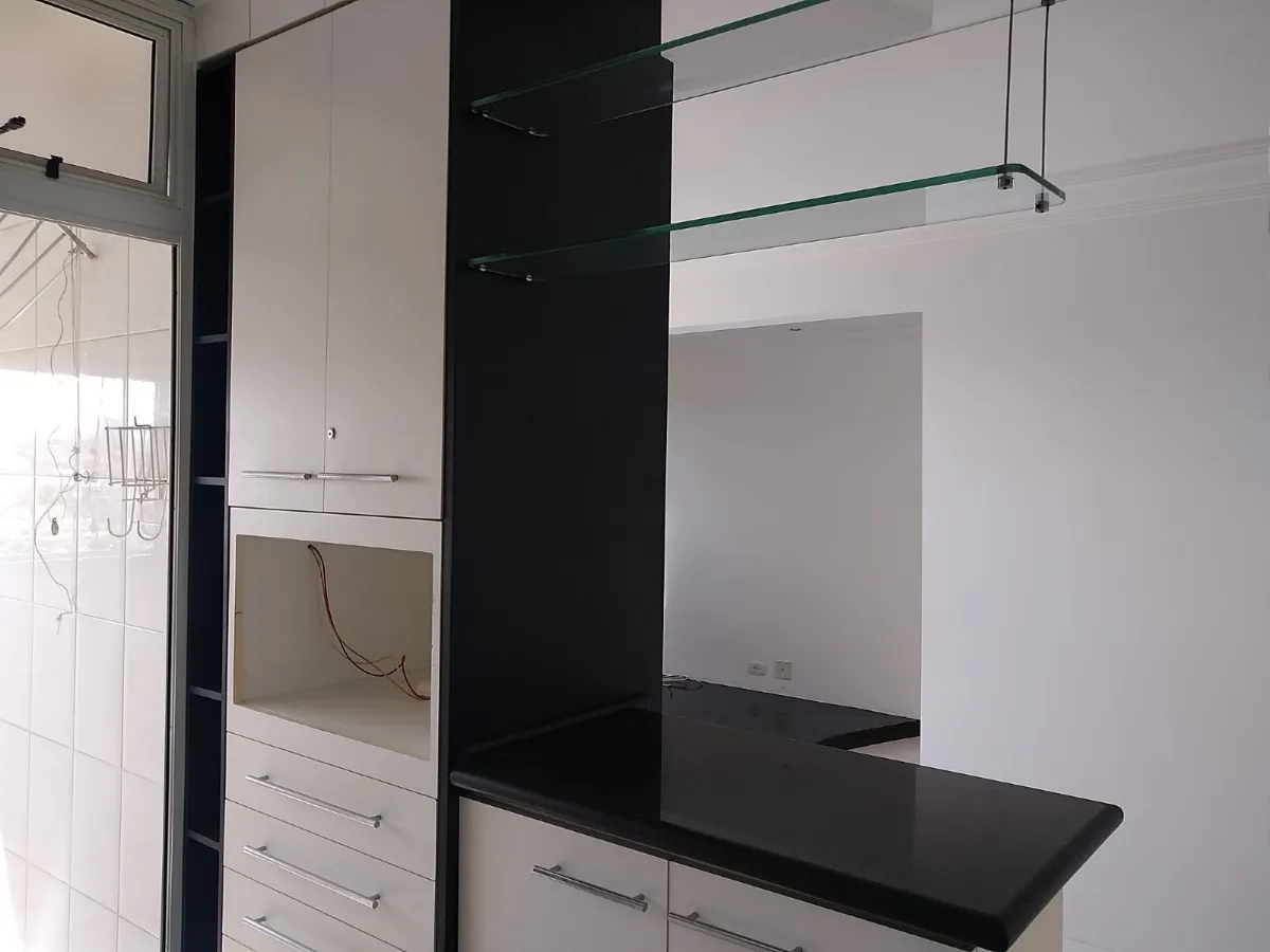 Apartamento à venda com 65m², 2 quartos com vaga - 22