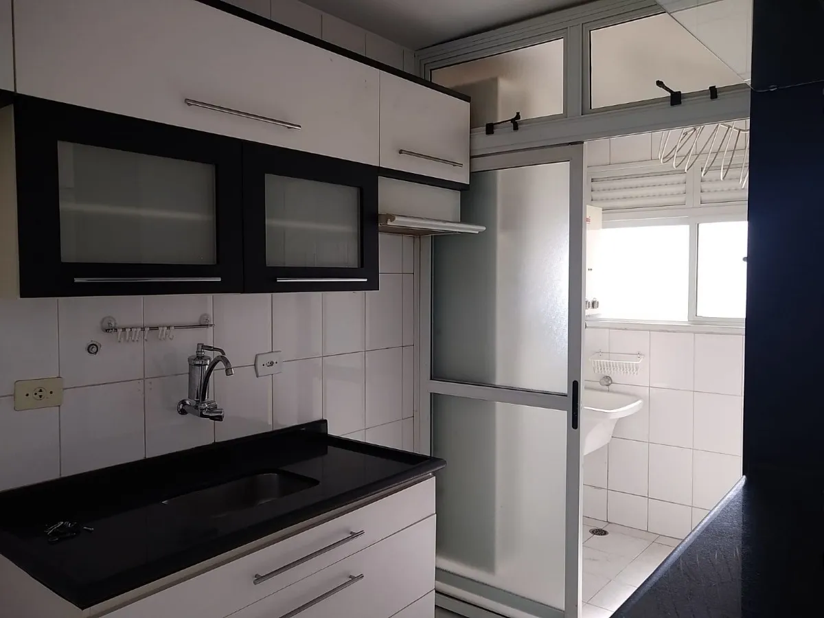 Apartamento à venda com 65m², 2 quartos com vaga - 26
