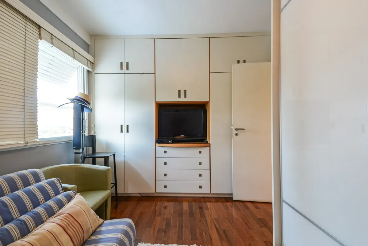 Apartamento à venda com 177m², 3 quartos com vaga - 27