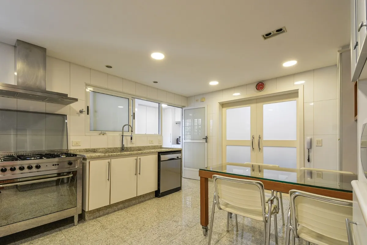 Apartamento à venda com 177m², 3 quartos com vaga - 44