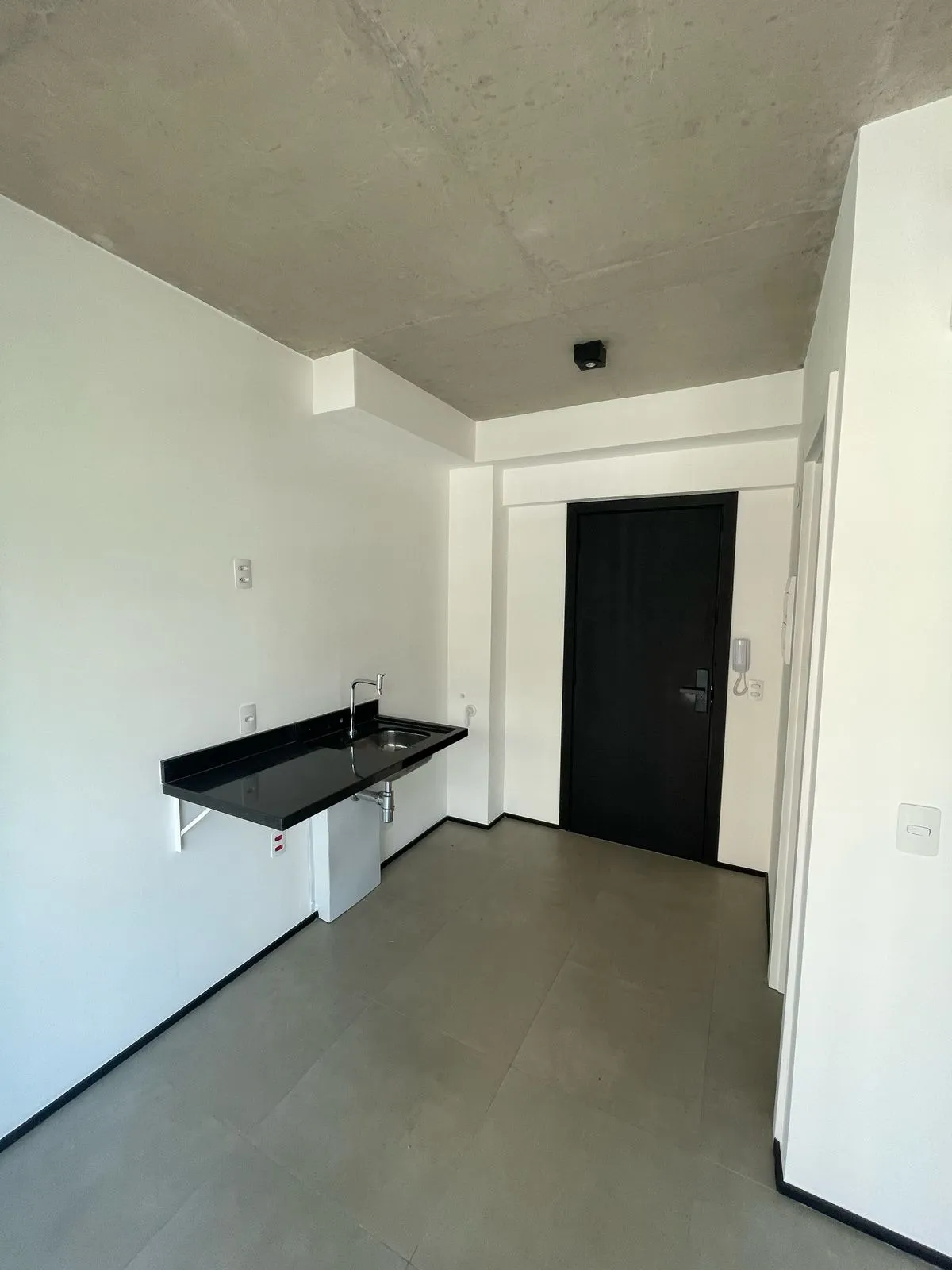 Apartamento à venda com 18m², 1 quarto sem vaga - 10