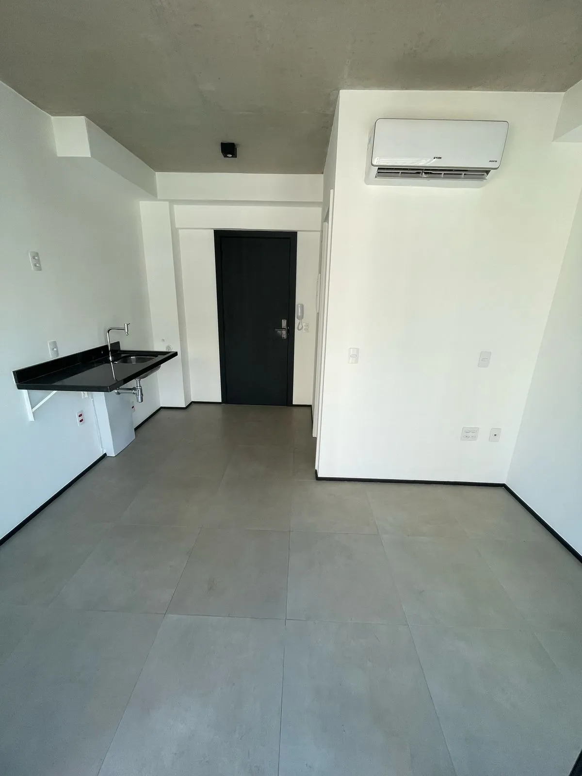 Apartamento à venda com 18m², 1 quarto sem vaga - 8