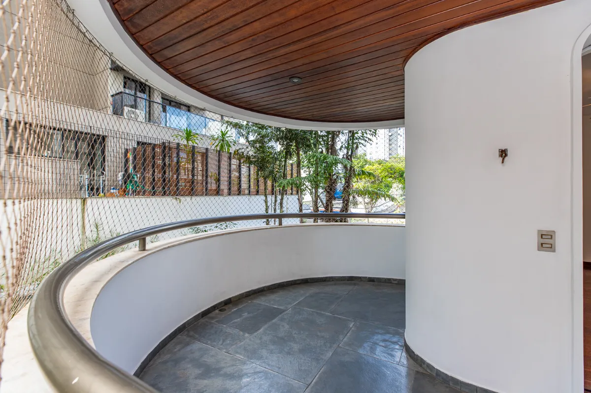 Apartamento à venda com 216m², 4 quartos com vaga - 17