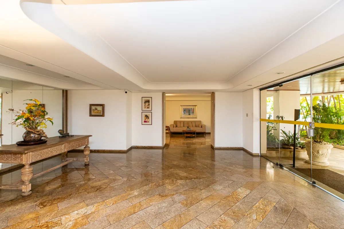 Apartamento à venda com 216m², 4 quartos com vaga - 18