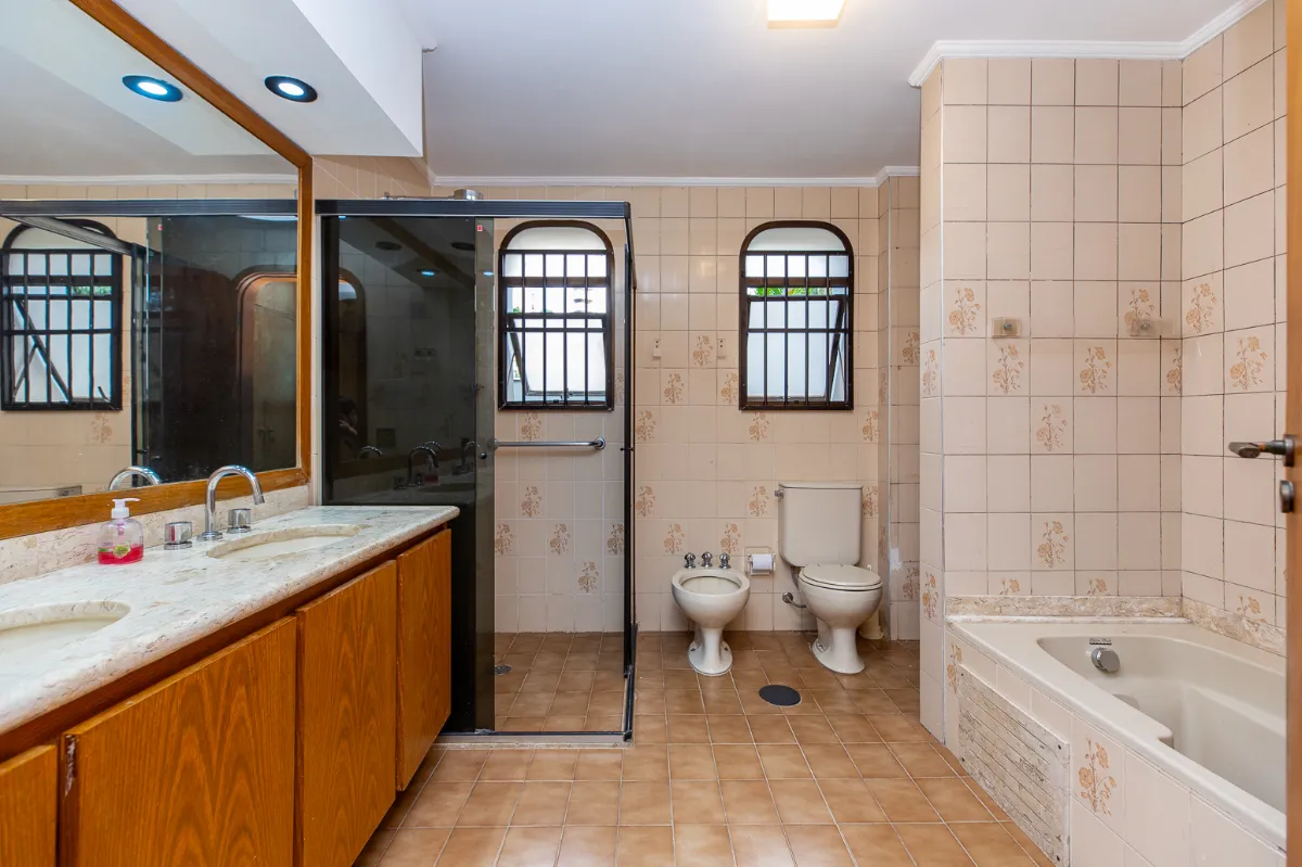 Apartamento à venda com 216m², 4 quartos com vaga - 23