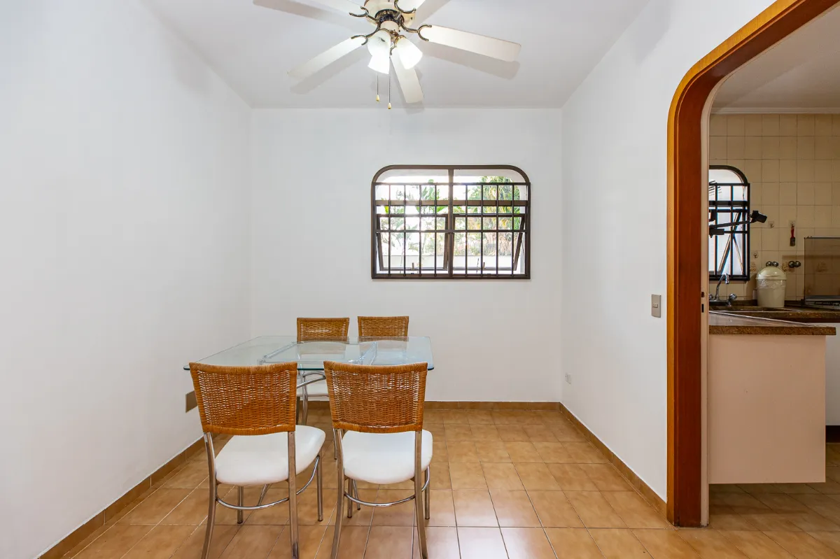 Apartamento à venda com 216m², 4 quartos com vaga - 31