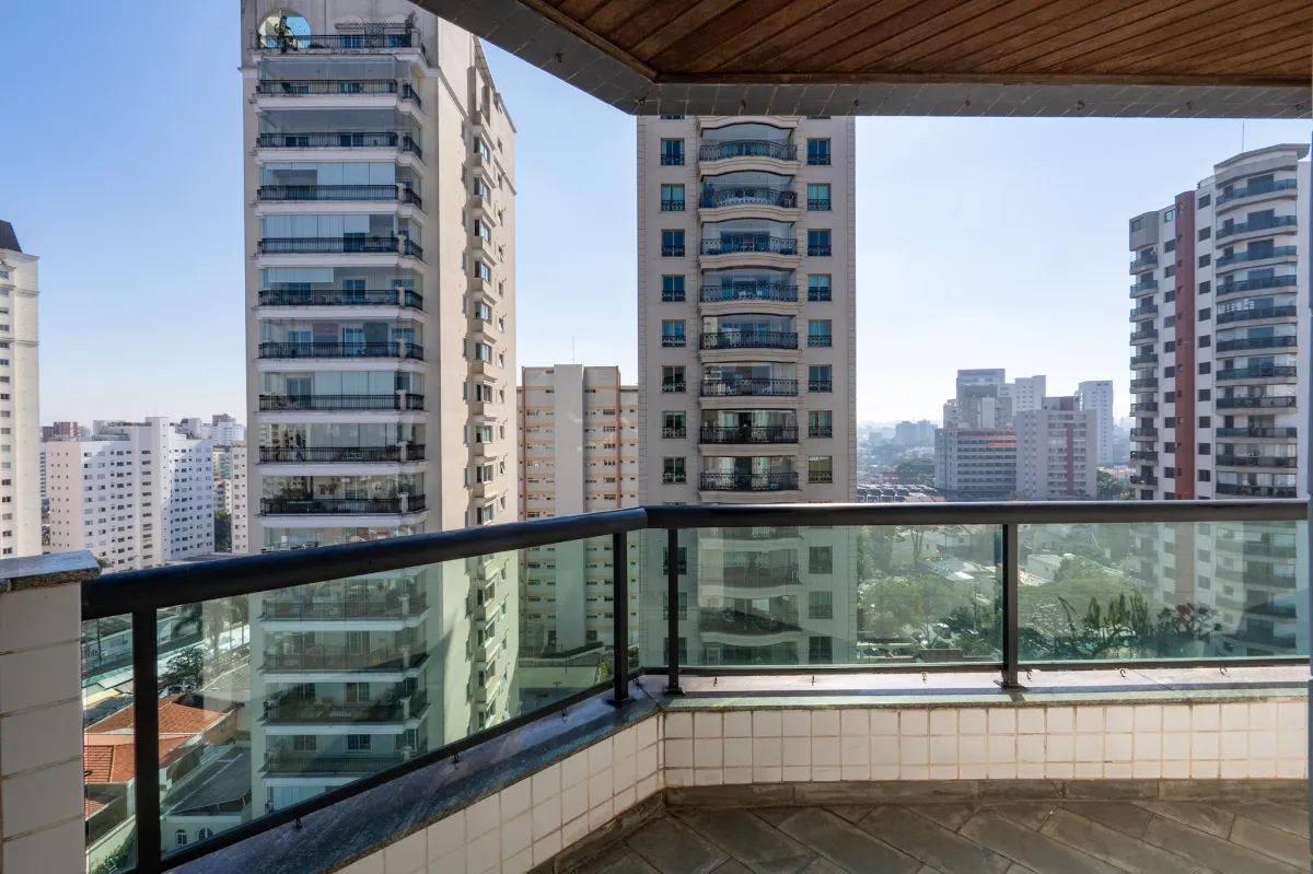 Apartamento à venda com 163m², 4 quartos com vaga - 13
