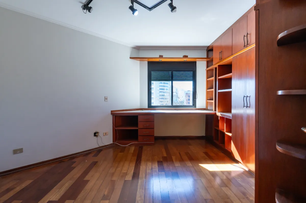 Apartamento à venda com 163m², 4 quartos com vaga - 17