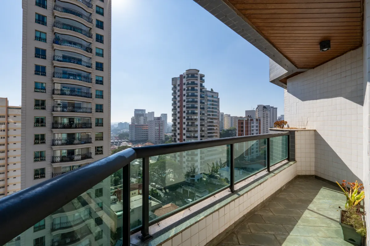 Apartamento à venda com 163m², 4 quartos com vaga - 31