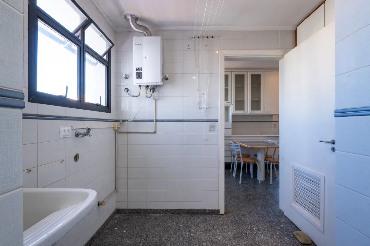 Apartamento à venda com 163m², 4 quartos com vaga - 33