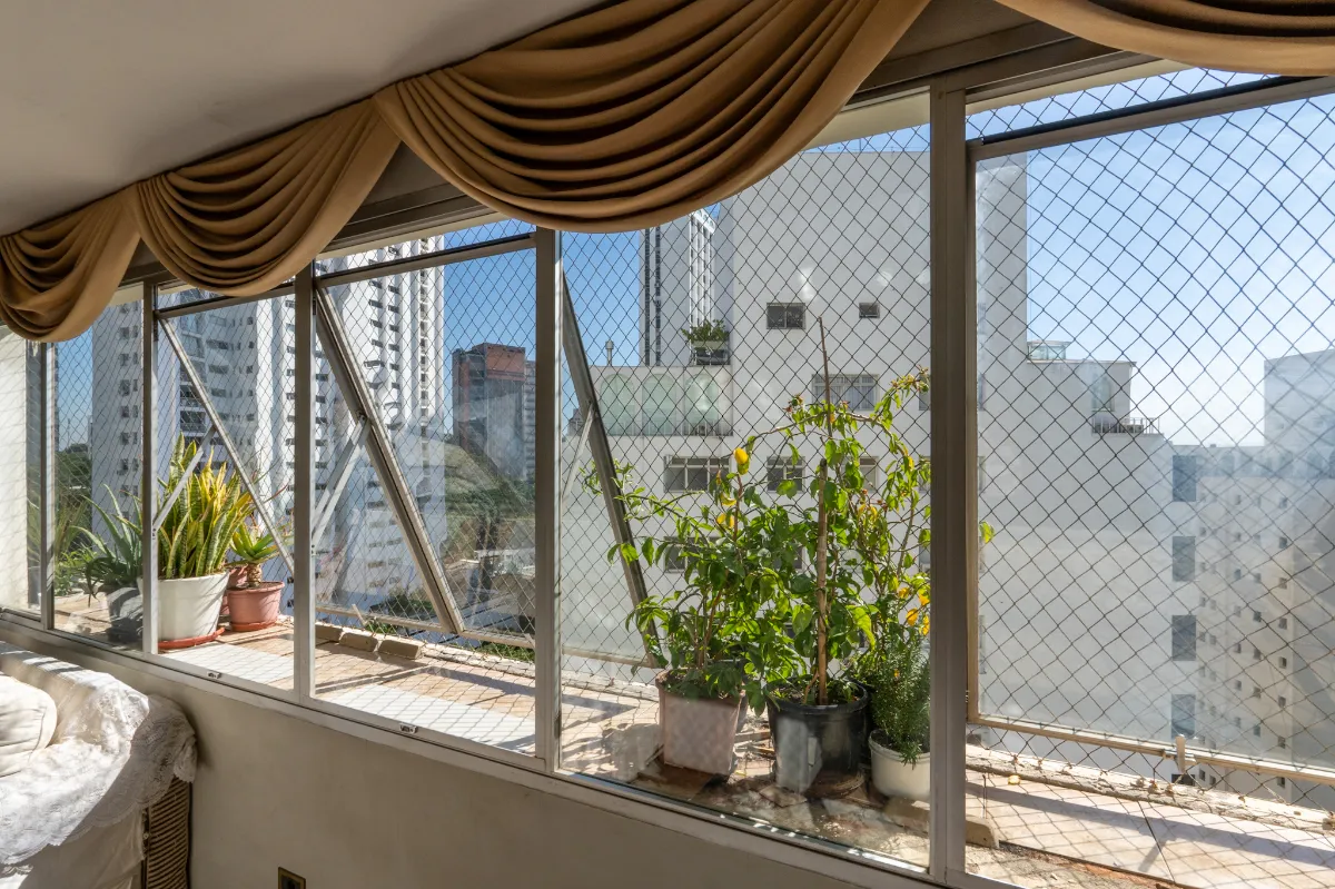 Apartamento à venda com 132m², 3 quartos com vaga - 11
