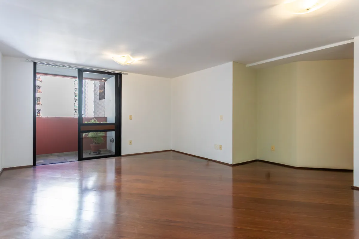 Apartamento à venda com 120m², 3 quartos com vaga - 1