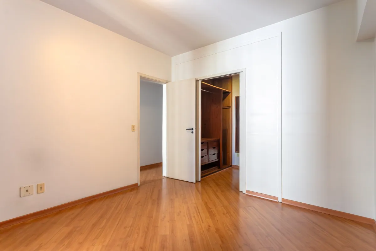 Apartamento à venda com 120m², 3 quartos com vaga - 10