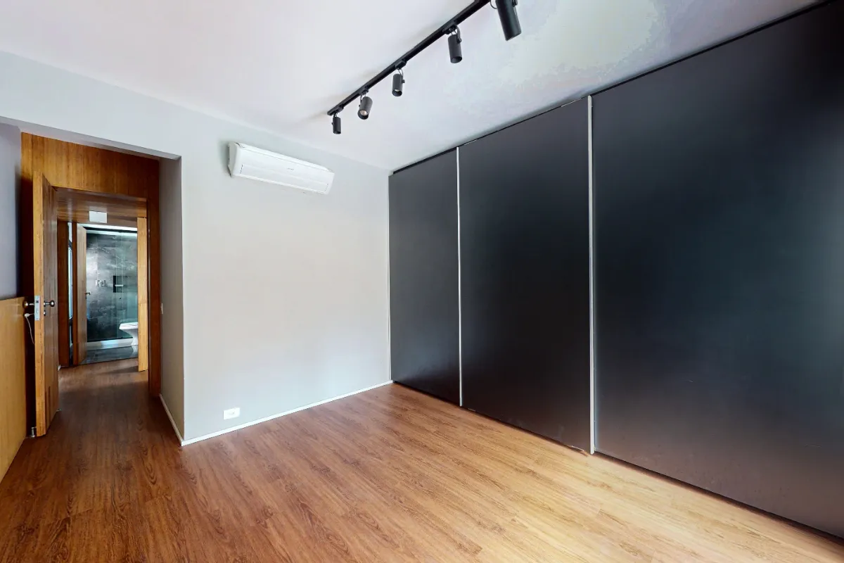 Apartamento à venda com 116m², 2 quartos com vaga - 18