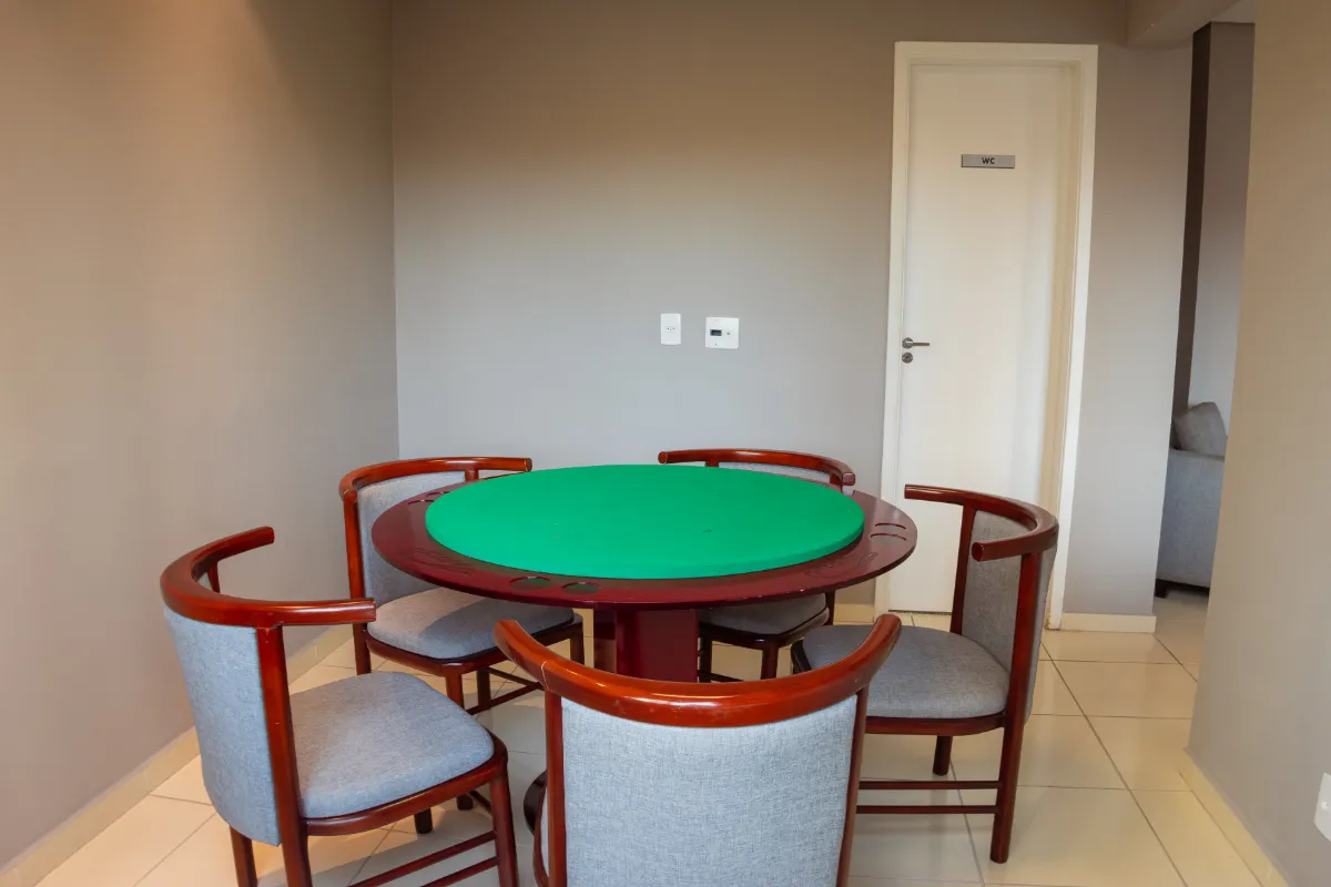 NEW IN PLACE - 18