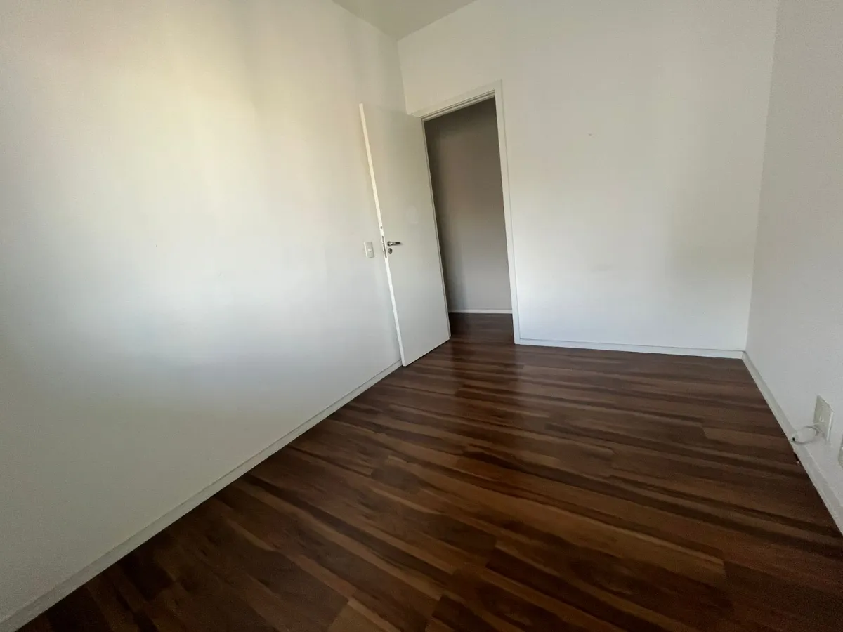 Apartamento à venda com 63m², 2 quartos com vaga - 12