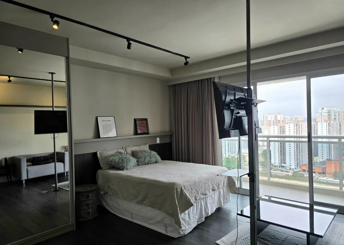 URBANITY - 10