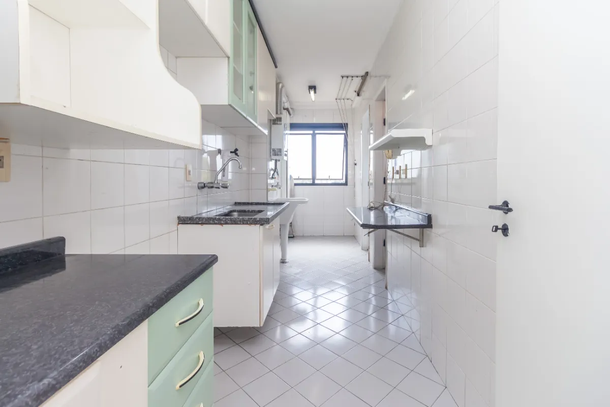 Apartamento à venda com 71m², 3 quartos com vaga - 12