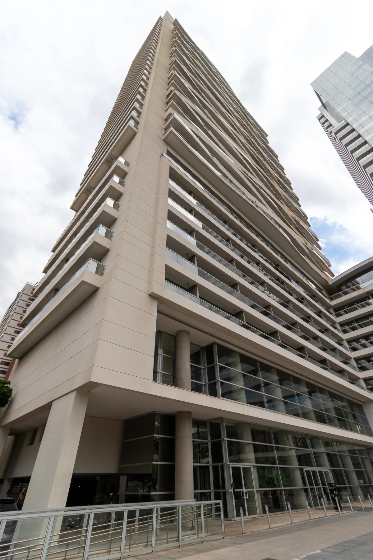 Apartamento à venda com 102m², 2 quartos com vaga - 40