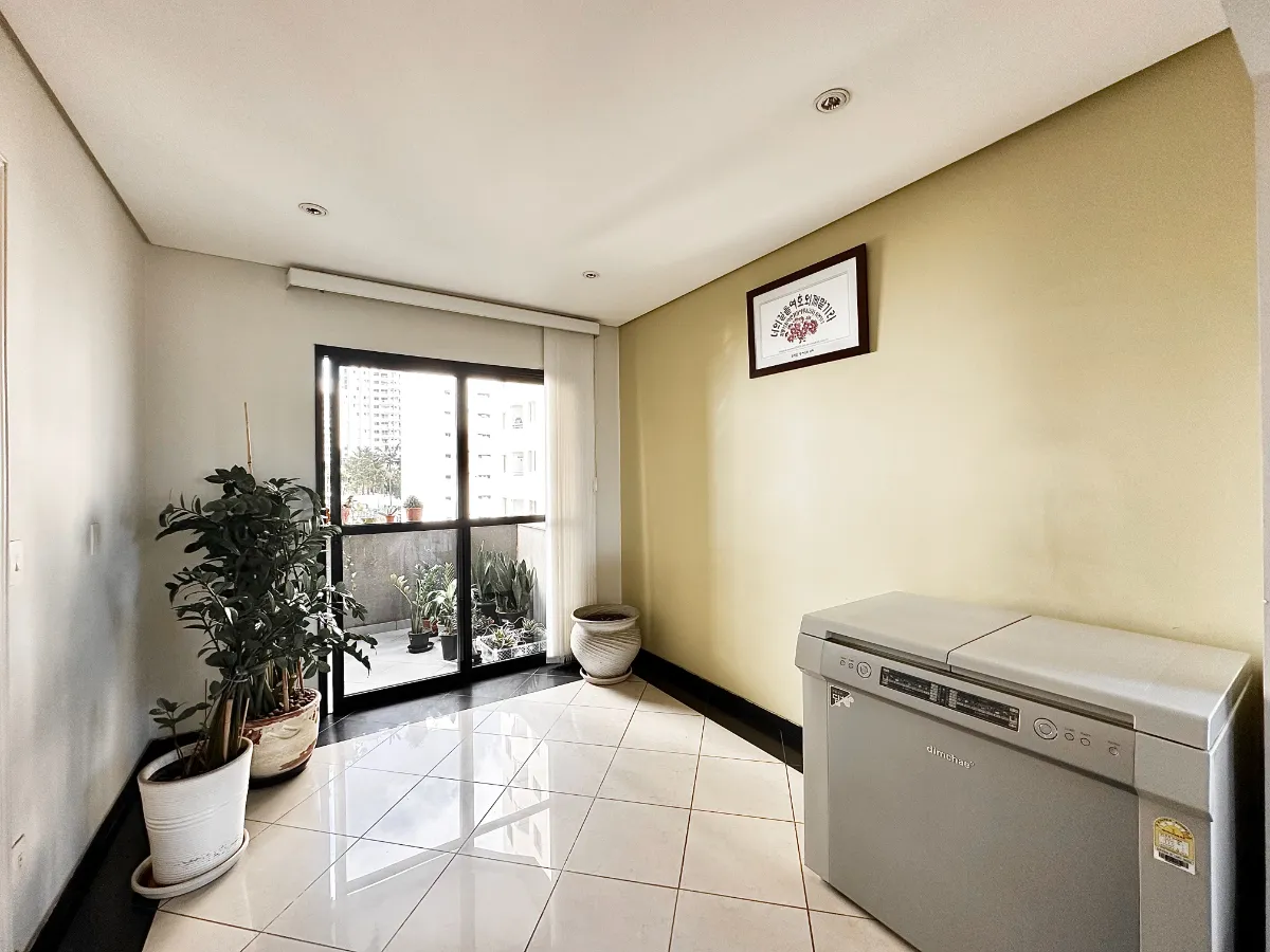 Paula - 12