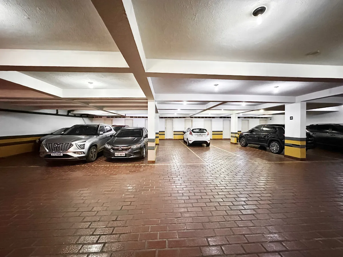 Paula - 18