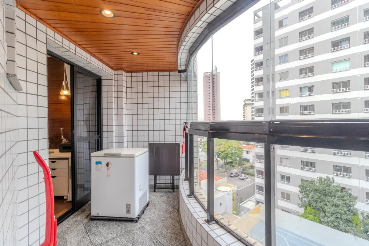 Apartamento à venda com 226m², 4 quartos com vaga - 1