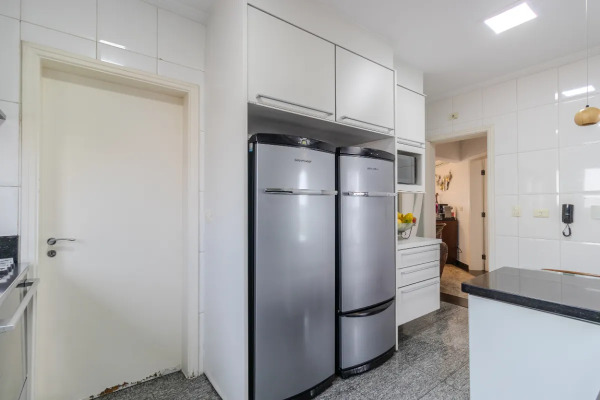 Apartamento à venda com 226m², 4 quartos com vaga - 15