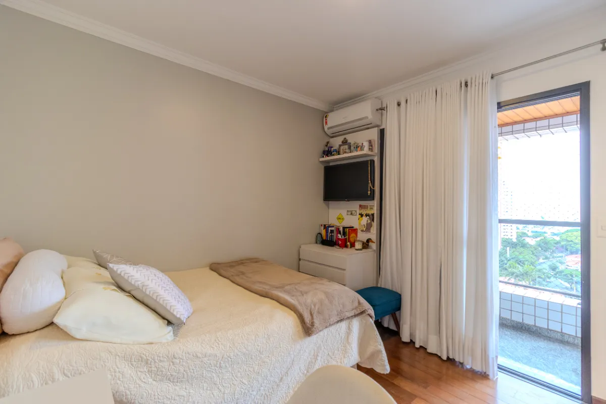 Apartamento à venda com 226m², 4 quartos com vaga - 2