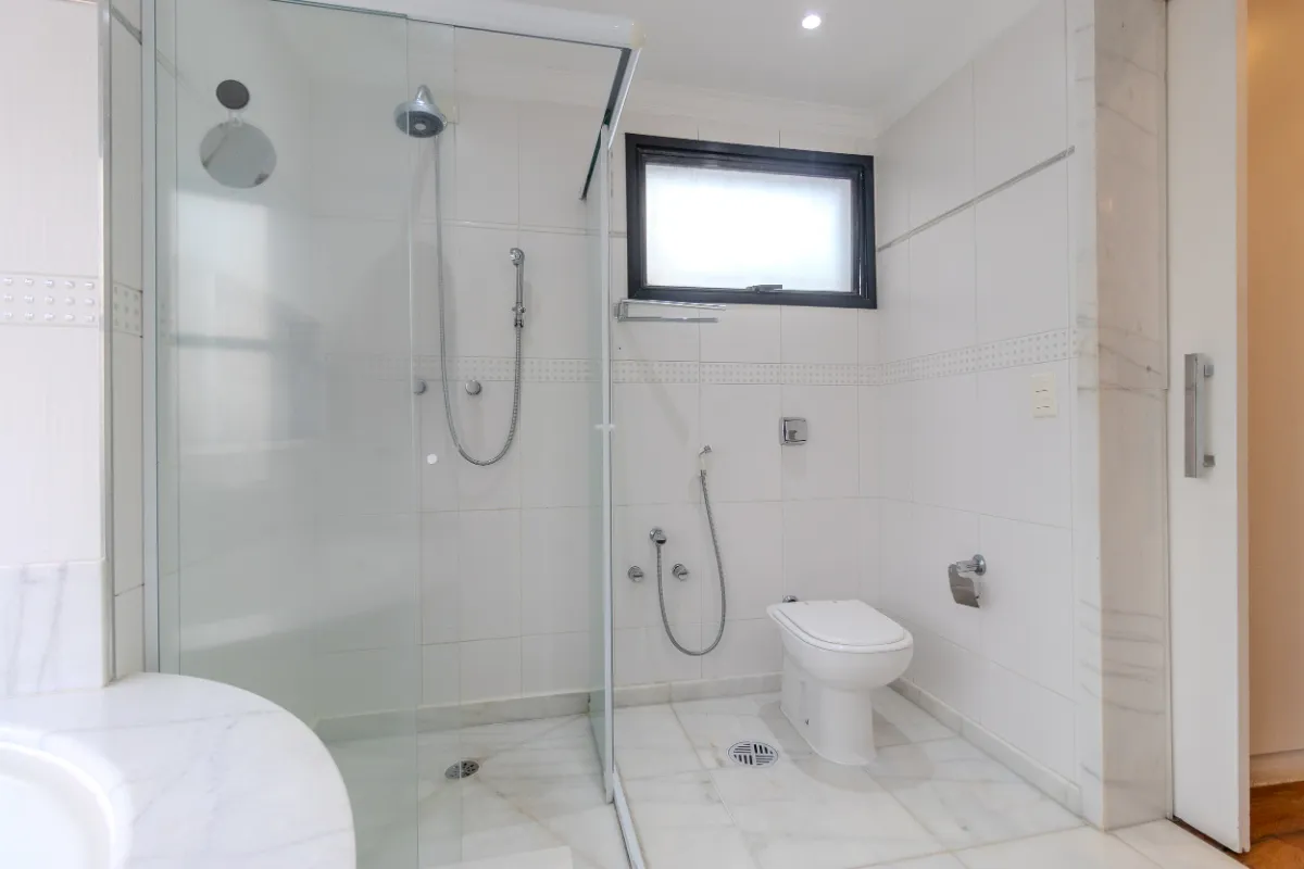 Apartamento à venda com 226m², 4 quartos com vaga - 30