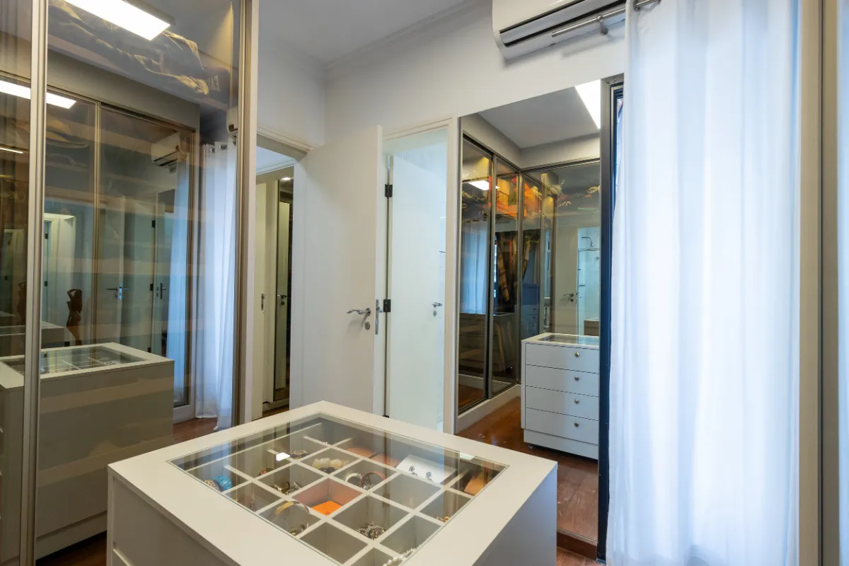 Apartamento à venda com 226m², 4 quartos com vaga - 6