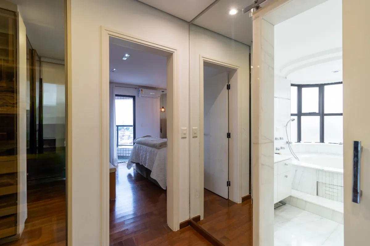 Apartamento à venda com 226m², 4 quartos com vaga - 7