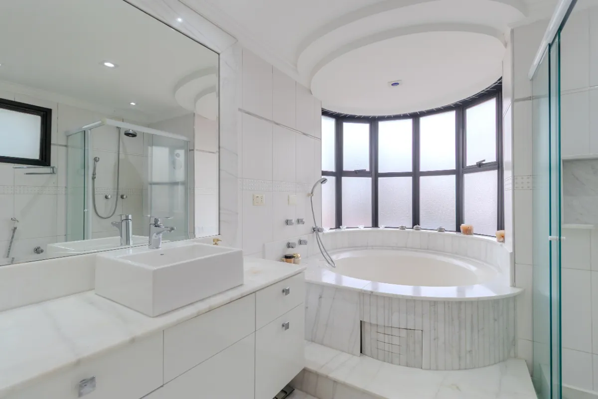Apartamento à venda com 226m², 4 quartos com vaga - 8