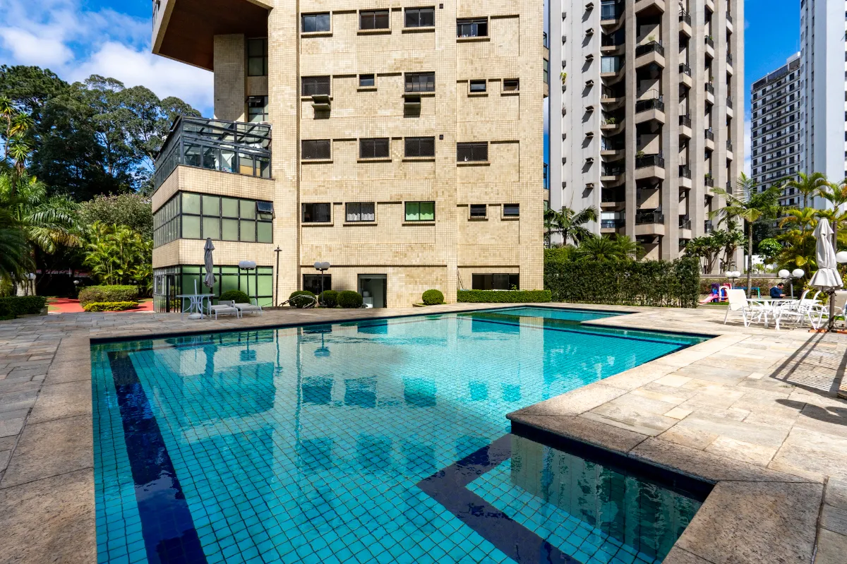 Apartamento à venda com 347m², 4 quartos com vaga - 56