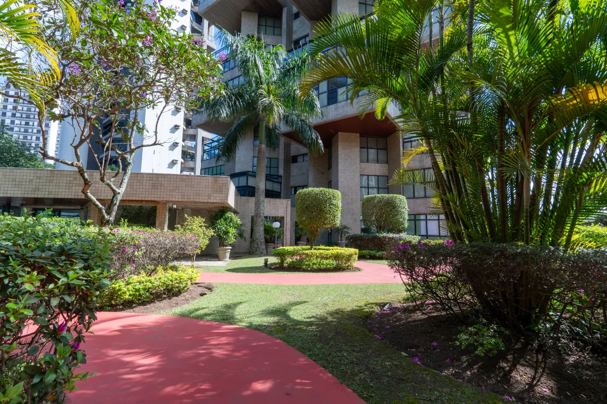 Apartamento à venda com 347m², 4 quartos com vaga - 65