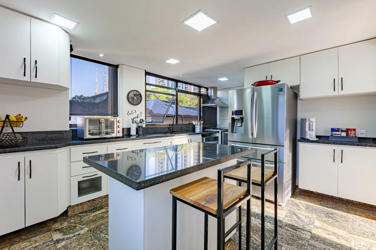 Apartamento à venda com 208m², 3 quartos com vaga - 30