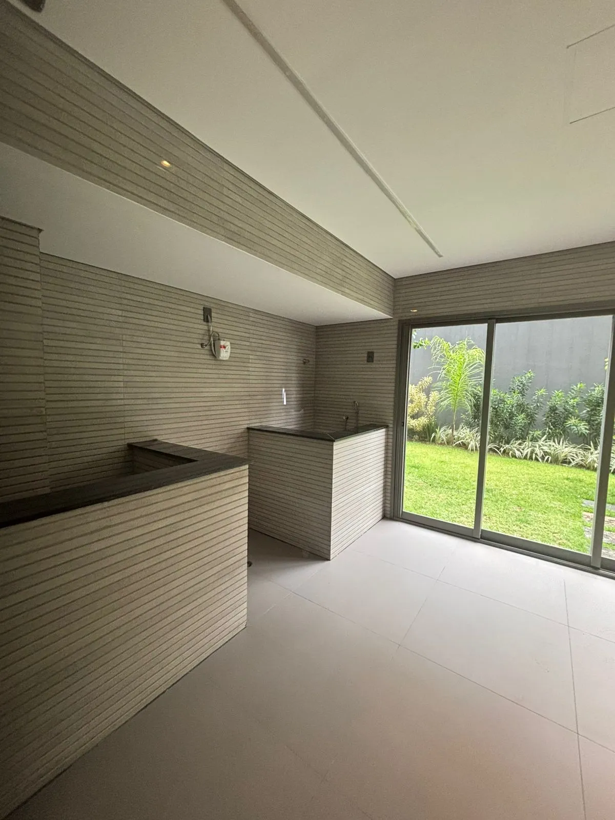 Apartamento à venda com 24m², 1 quarto sem vaga - 14