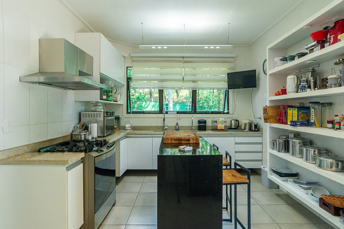 Apartamento à venda com 308m², 4 quartos com vaga - 11