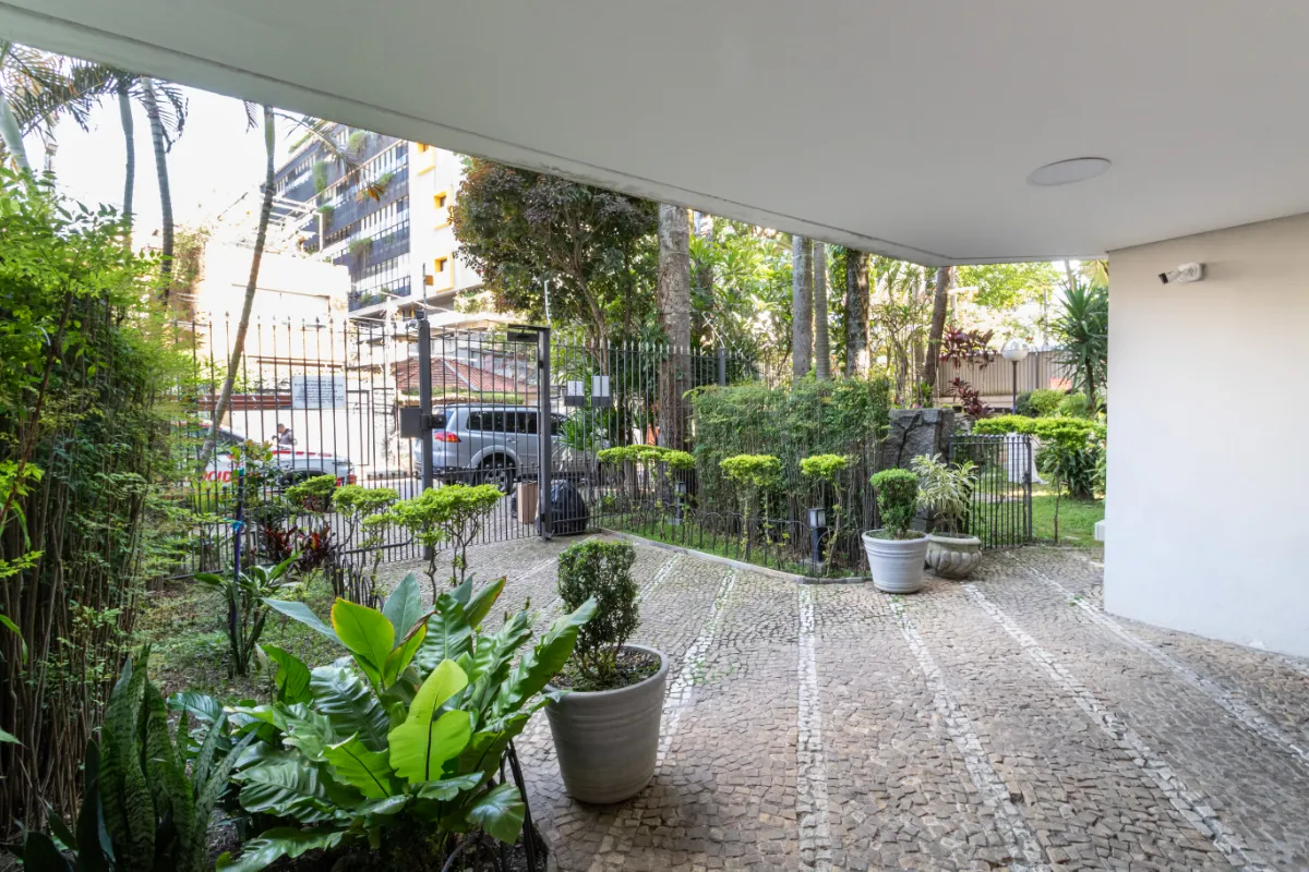 Condomínio do Edifício Residencial Amboise - 37